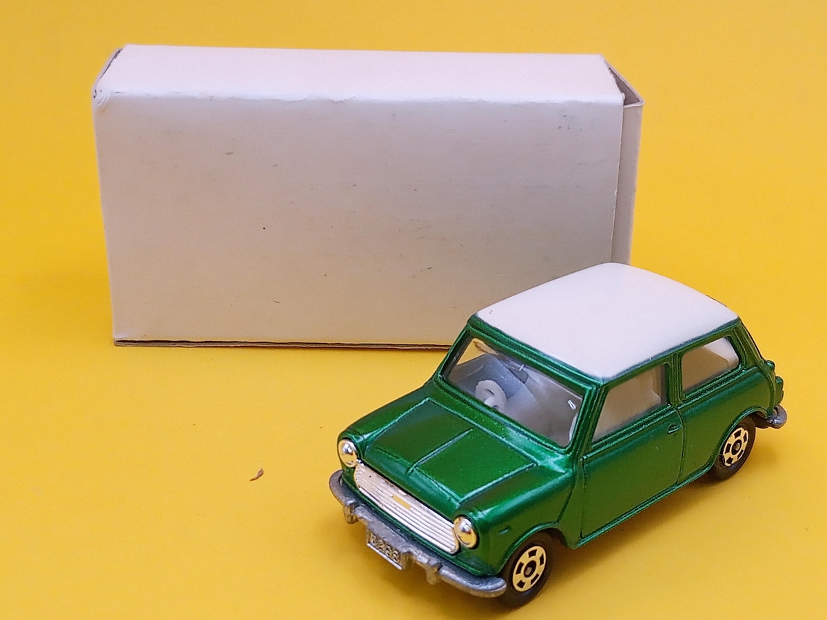 トミカ 外国車シリーズ～ F8 BLMC MINI COOPER S （Mk-III）【83168543 