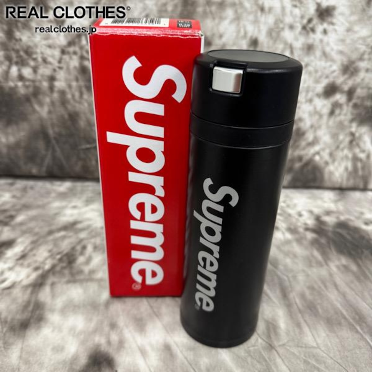 レア物　シュプリーム　ブラックサバス　パラノイド　クルーネック　16ss 　M 4月2日発売 Supreme × Black Sabbath 他 発売商品一覧 2016ss